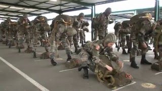 ETAP  Ecole des troupes aéroportées  Parachutisme militaire [upl. by Ause]